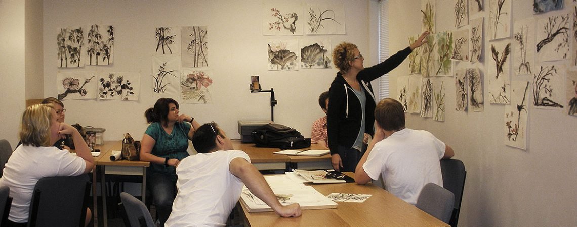 Grace Lin_Chinese-Painting-Class_Fontbonne_14